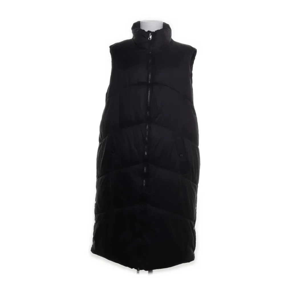 Image of Vero Moda Curve Outdoor vest (Preloved)