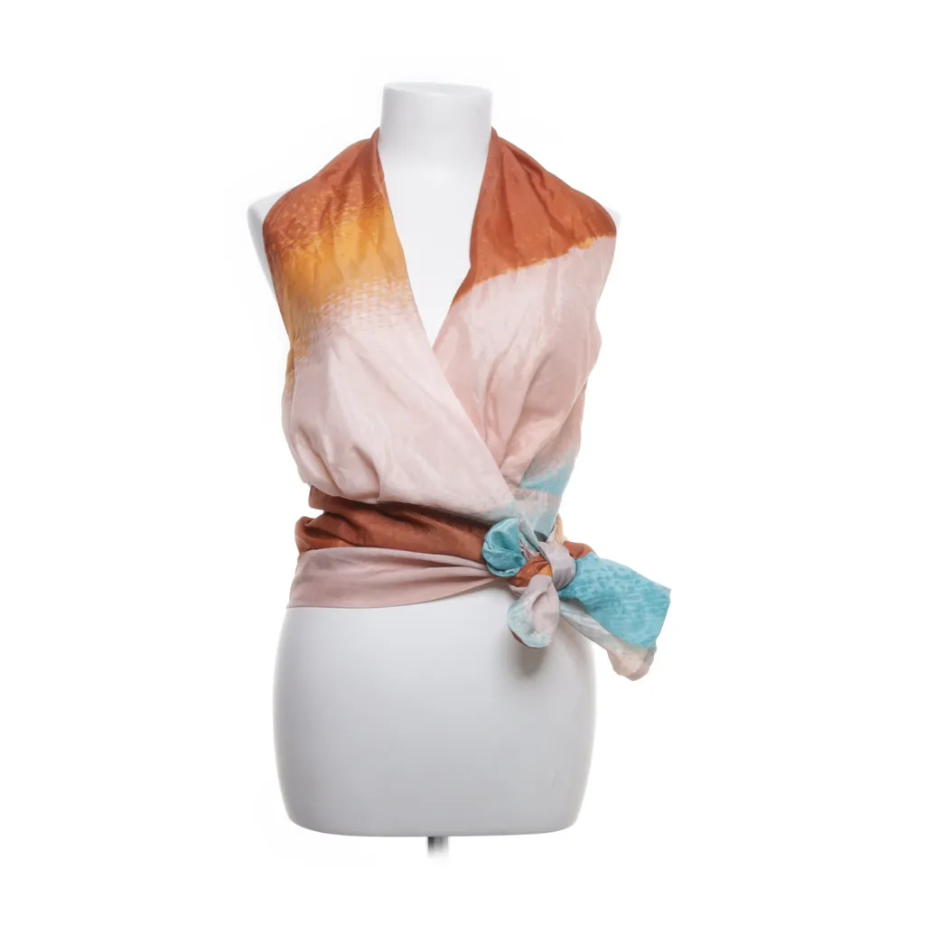Image of Second Female Top (Preloved)