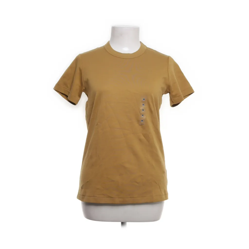Image of Uniqlo T-shirt (Preloved)