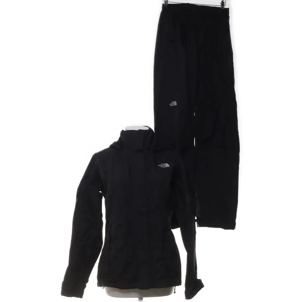 Image of The North Face Outdoor set (Preloved)