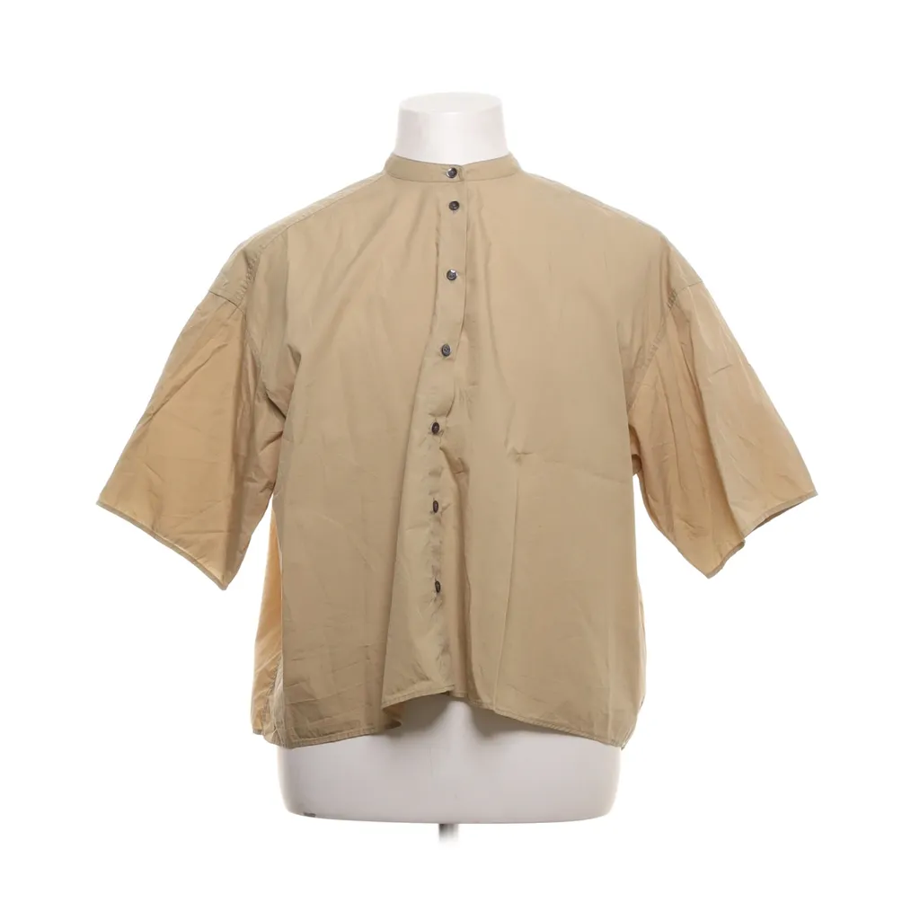 Image of Closed Korte mouwen shirt (Preloved)