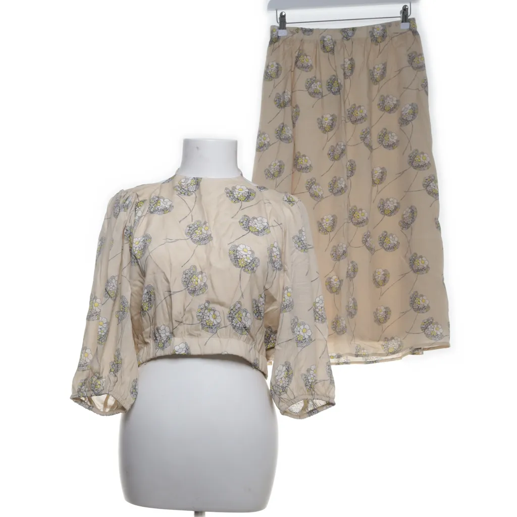 Image of Bruuns Bazaar Set (Preloved)