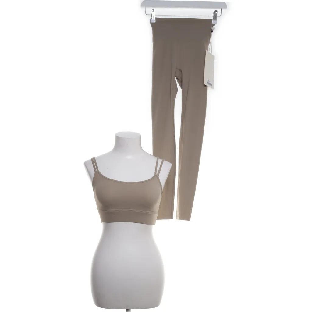 Image of Adanola Trainingsset (Preloved)