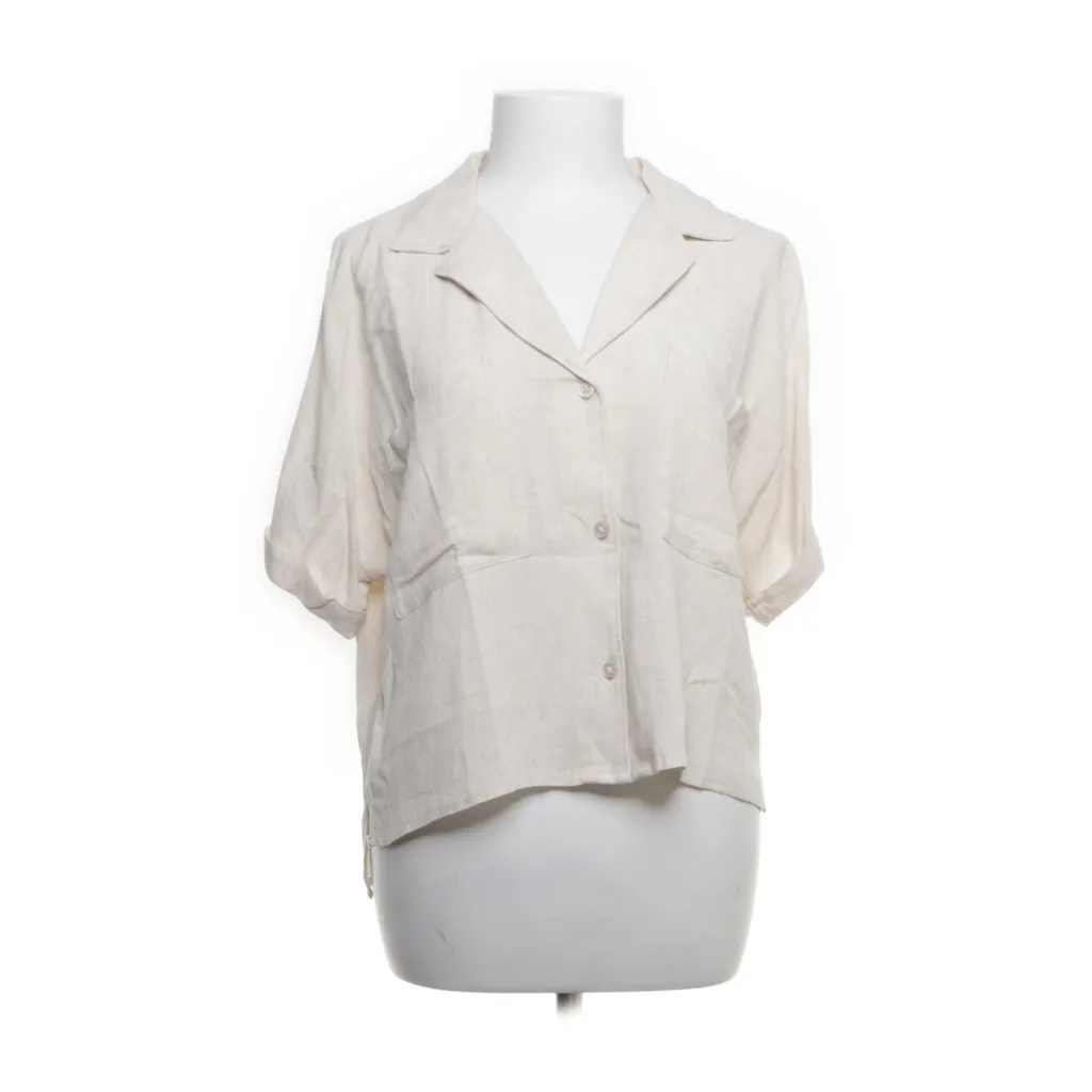 Image of Weekday Korte mouwen shirt (Preloved)