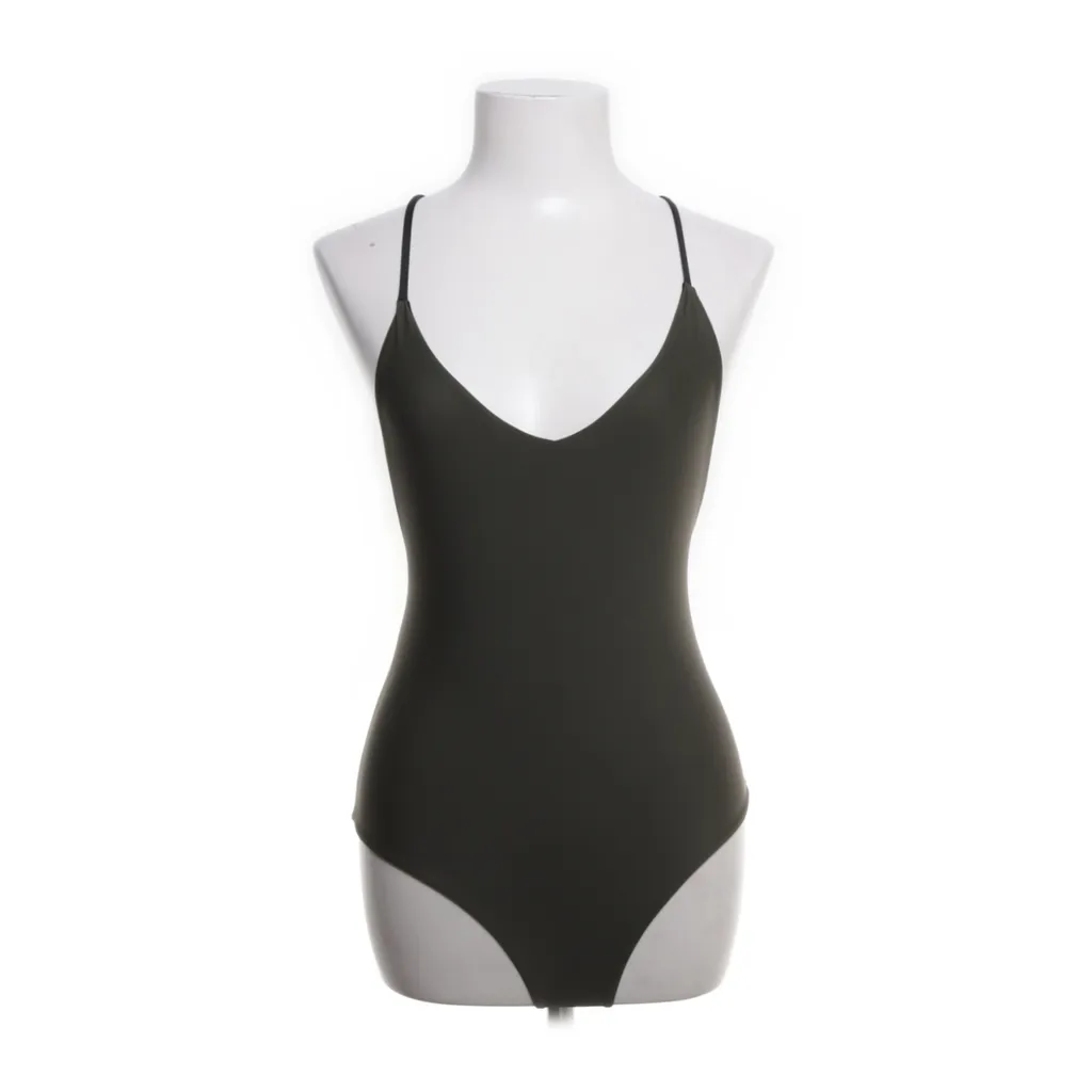 Image of Aim'n Badpak (Preloved)
