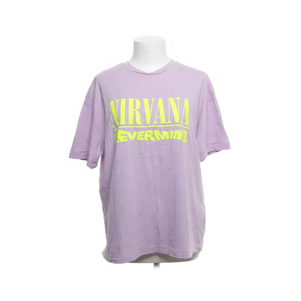 Image of Divided by H&M T-shirt (Preloved)