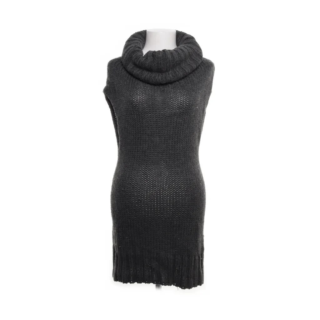 Image of Gina Tricot Spencer (Preloved)