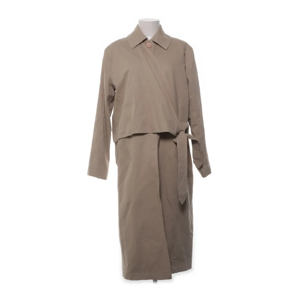 Image of Back Trenchcoat (Preloved)