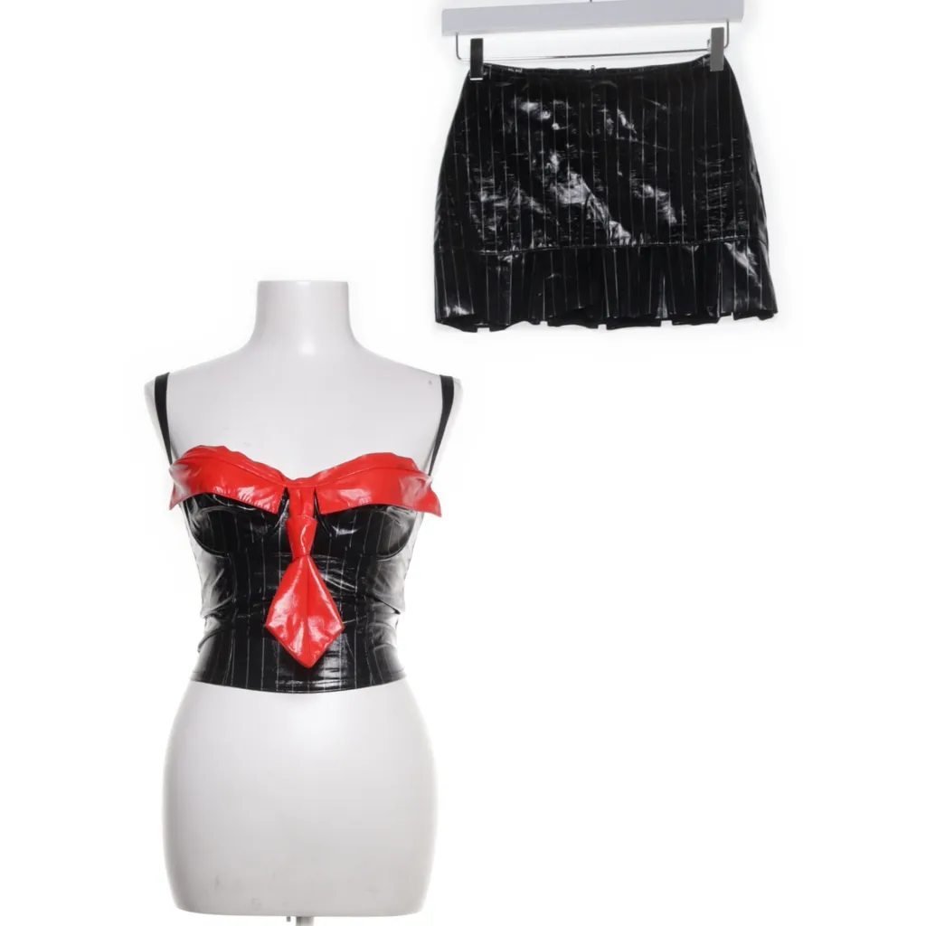 Image of Black Level Set (Preloved)