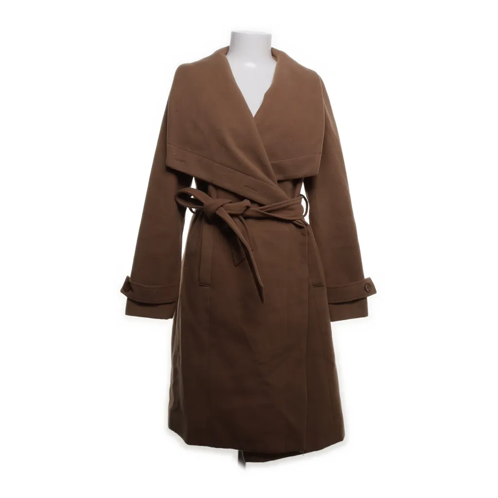 Image of Soaked in Luxury Jas (Preloved)