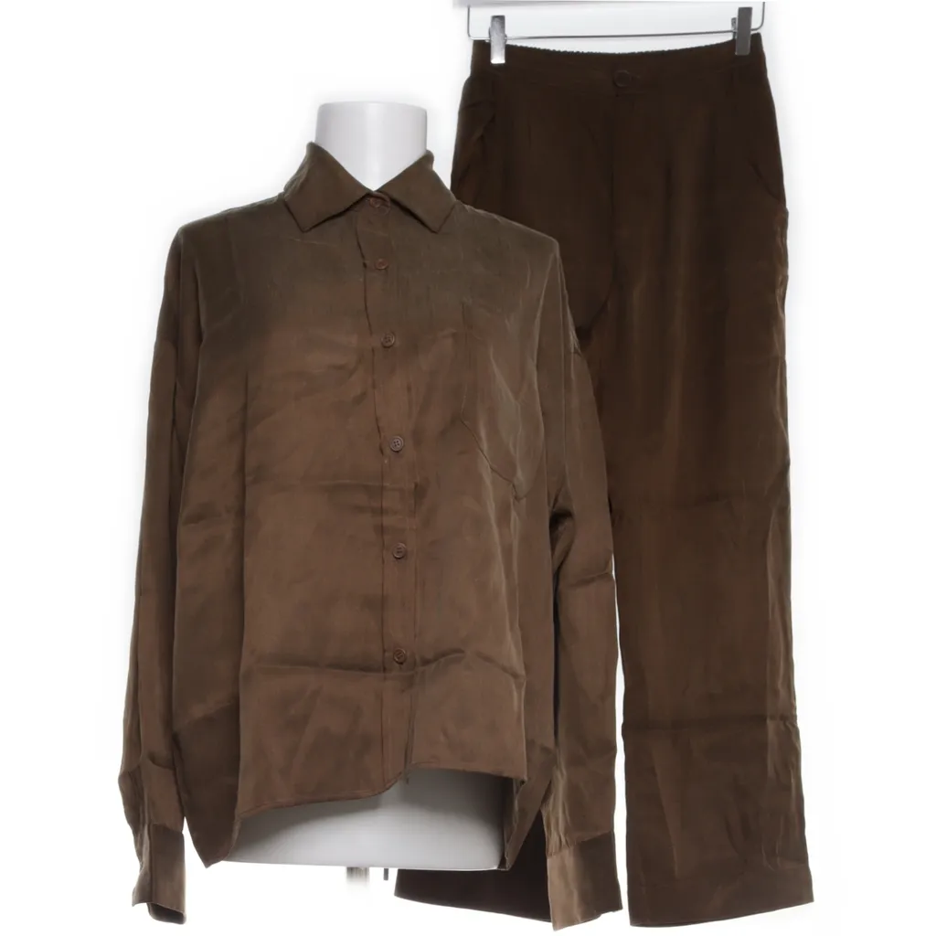 Image of Djerf Avenue Set (Preloved)