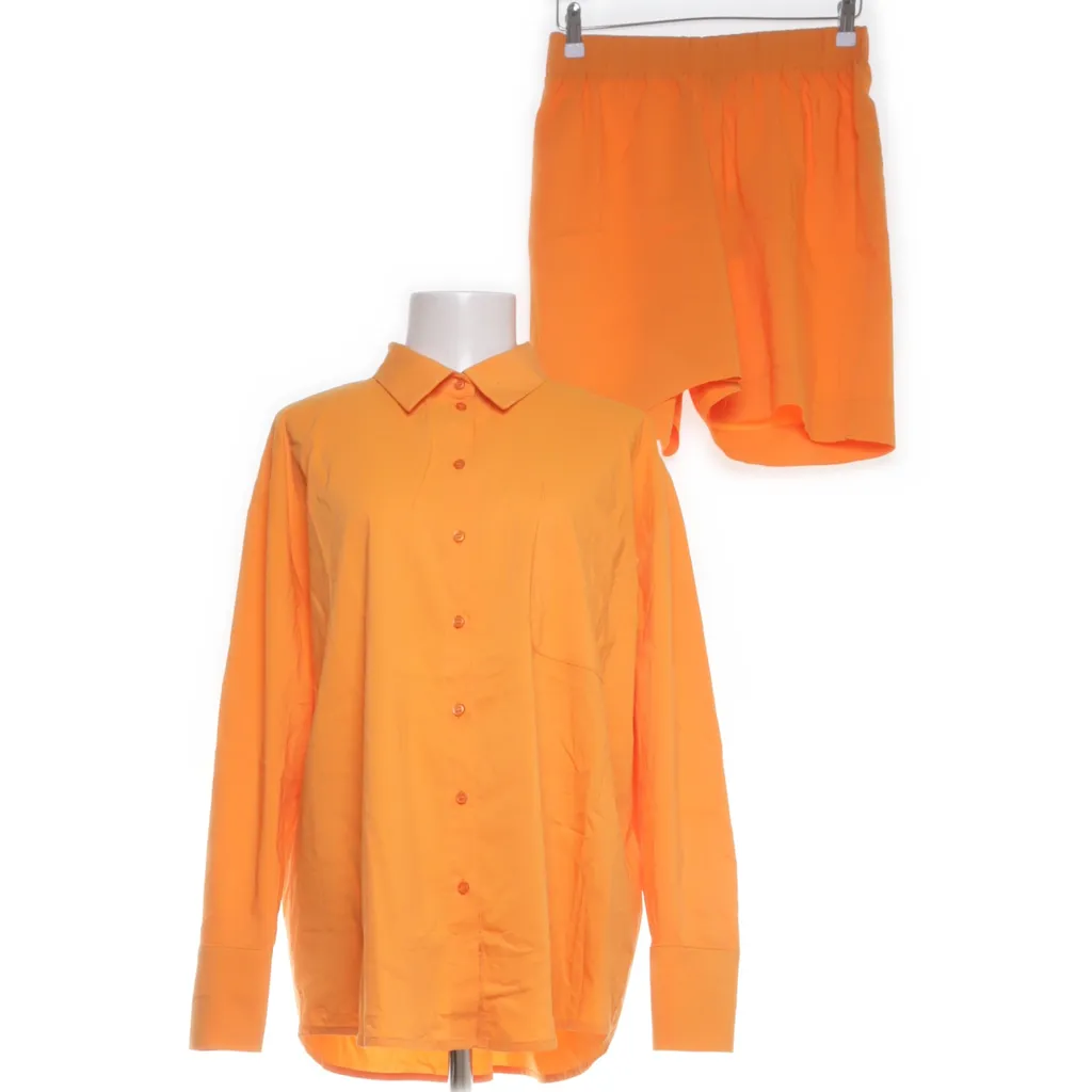 Image of Ellos Set (Preloved)
