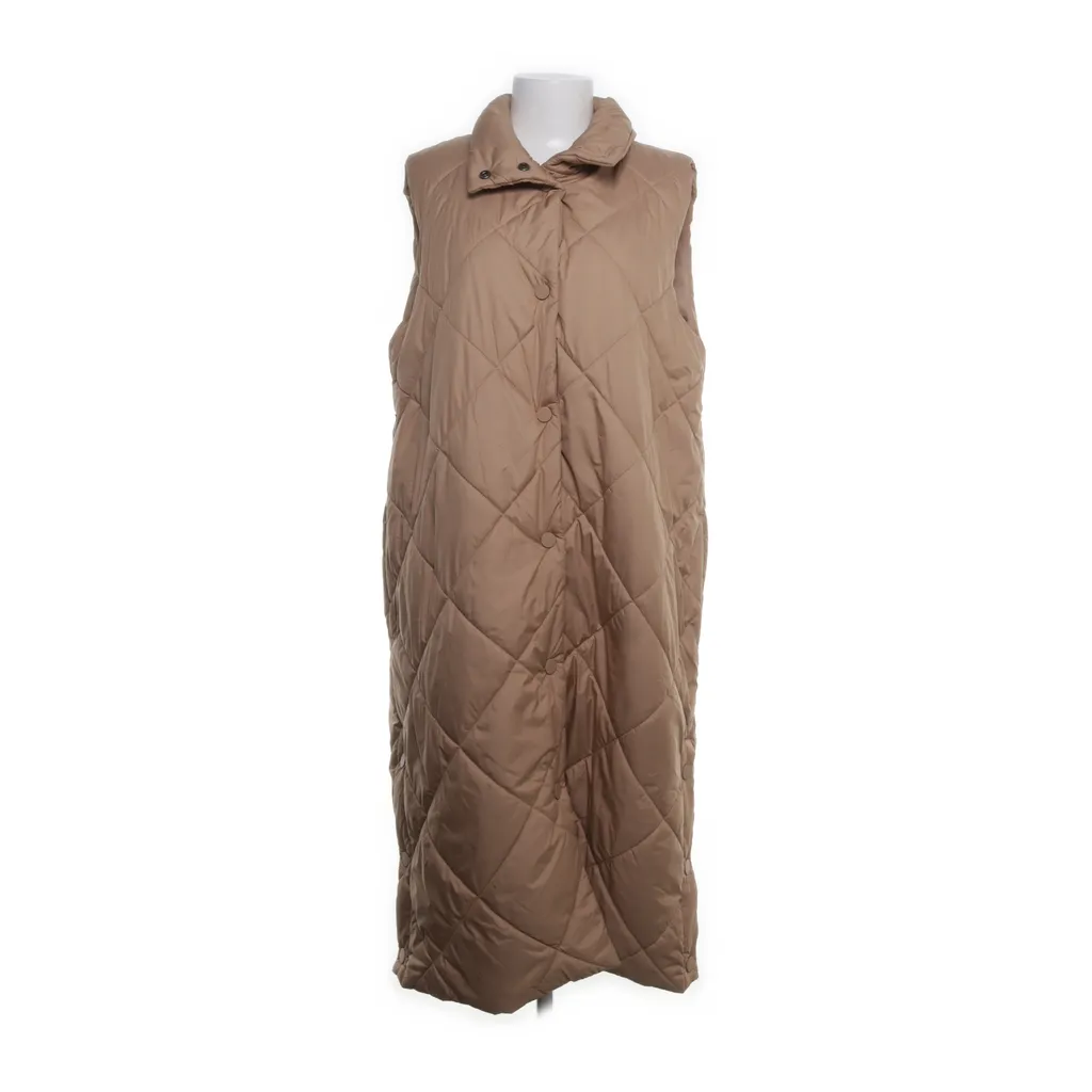 Image of ONLY Carmakoma Outdoor vest (Preloved)