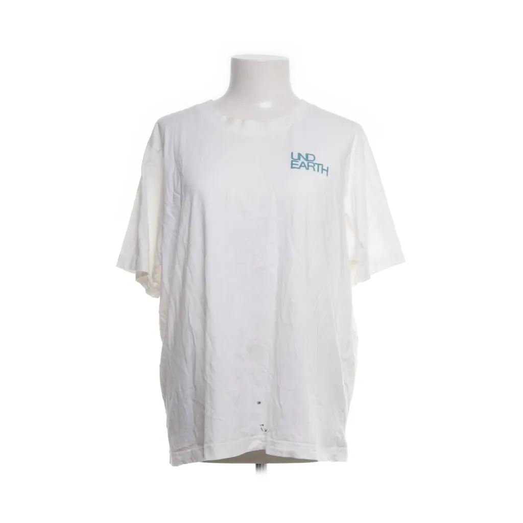 Image of Baum Und Pferdgarten T-shirt (Preloved)