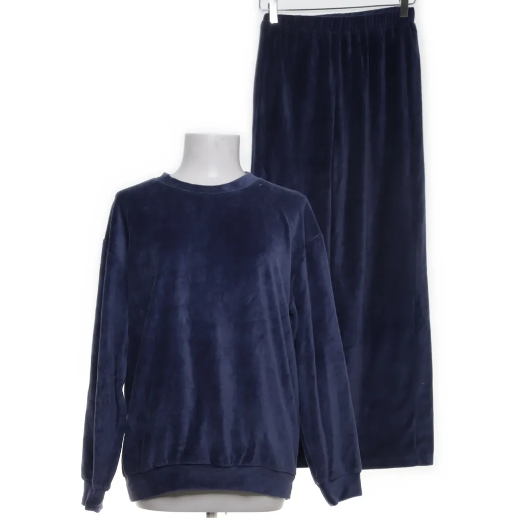 Image of Venderby's Loungewear (Preloved)