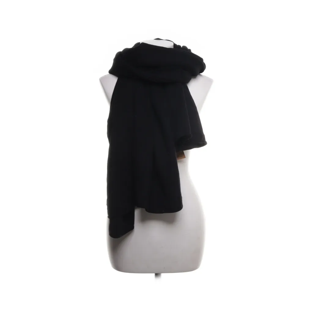 Image of Massimo Dutti Sjaal (Preloved)