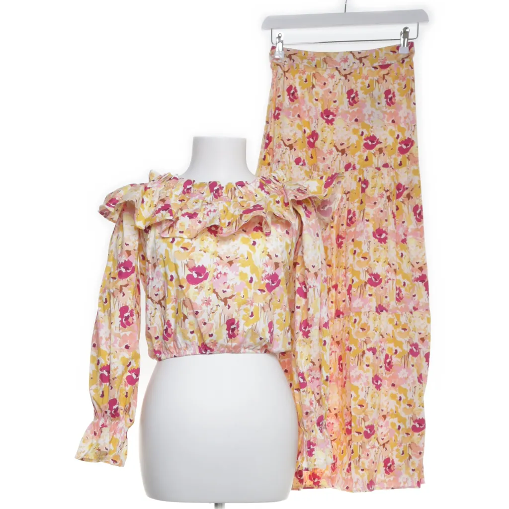 Image of Maja Nilsson Lindelöf x Gina Tricot Set (Preloved)