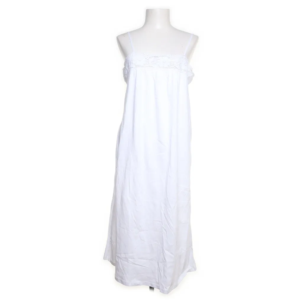 Image of Zara Home Nachtjapon (Preloved)