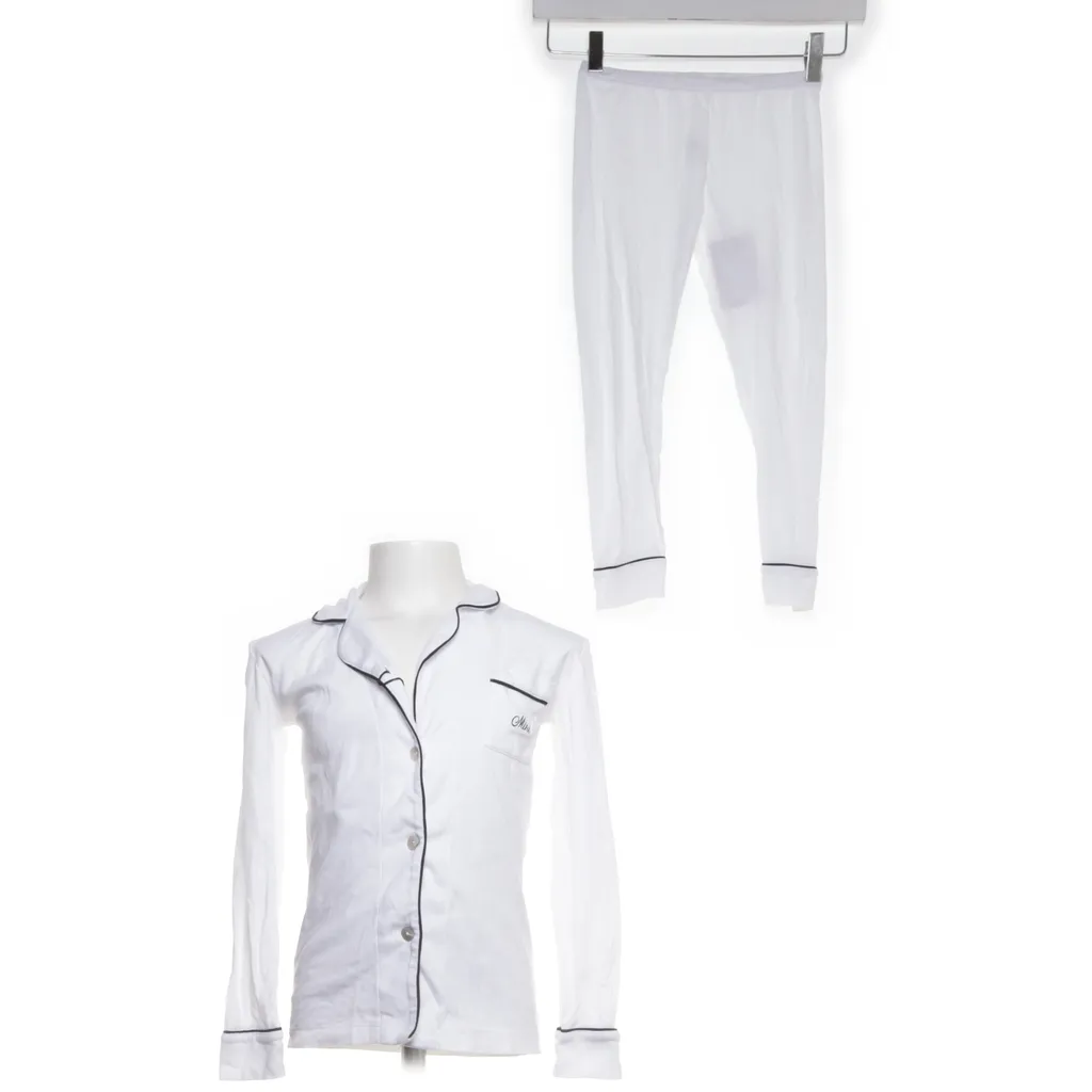 Image of Livly Pyjama (Preloved)