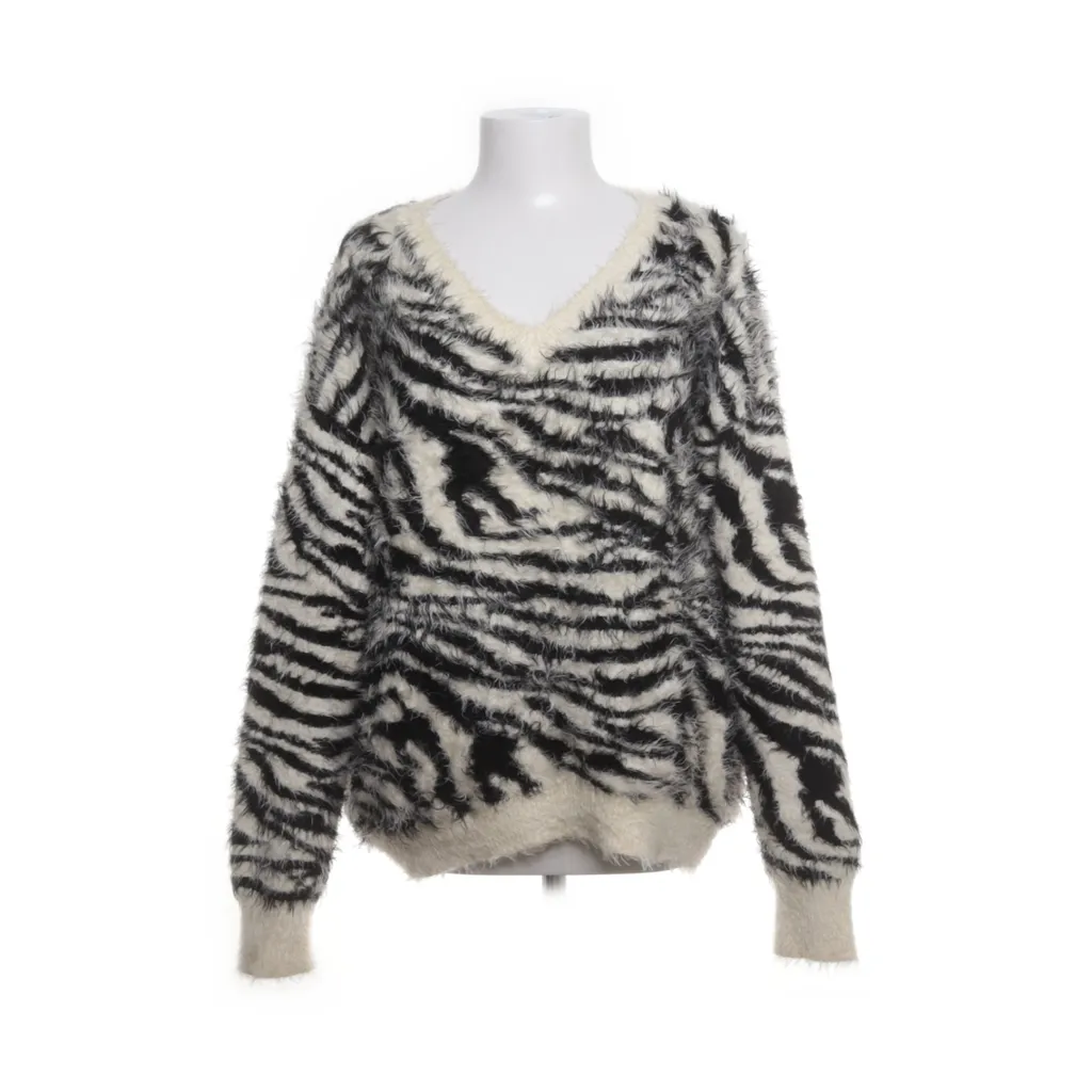 Image of House of Sunny Trui (Preloved)