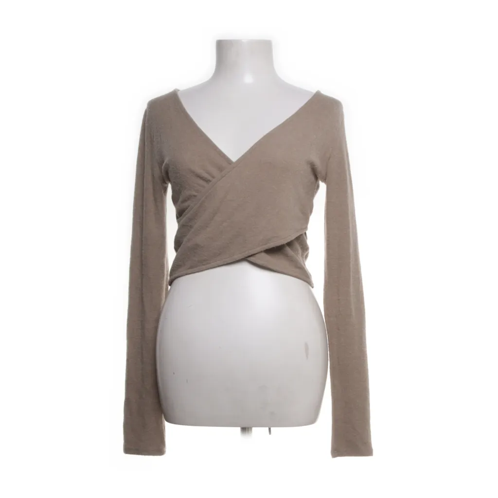 Image of Alo Yoga Top (Preloved)