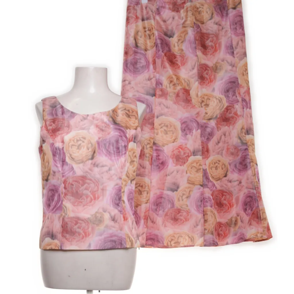 Image of Newhouse Set (Preloved)