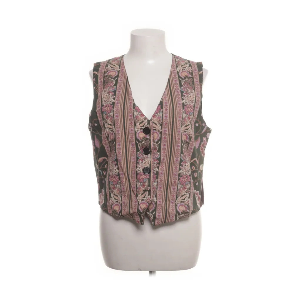 Image of Maison Hotel Gilet (Preloved)