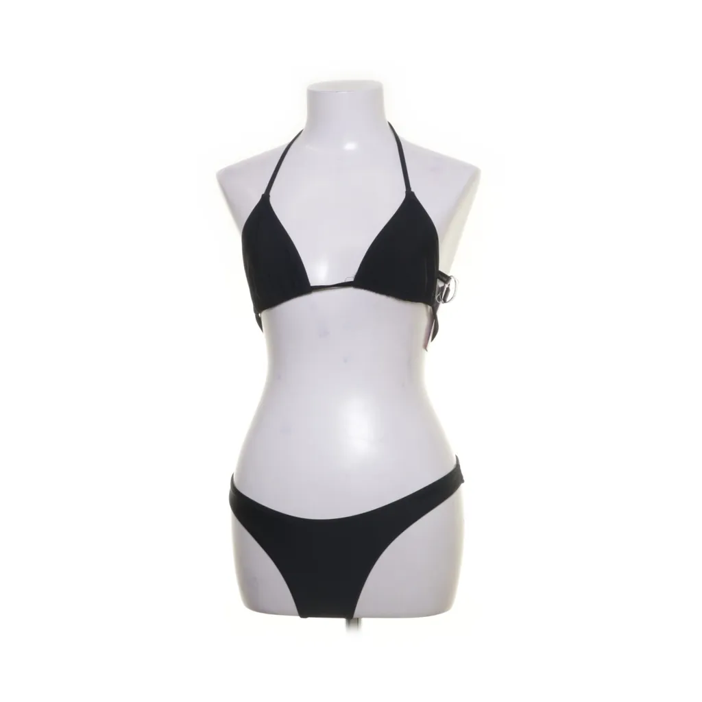 Image of PrettyLittleThing Bikini (Preloved)