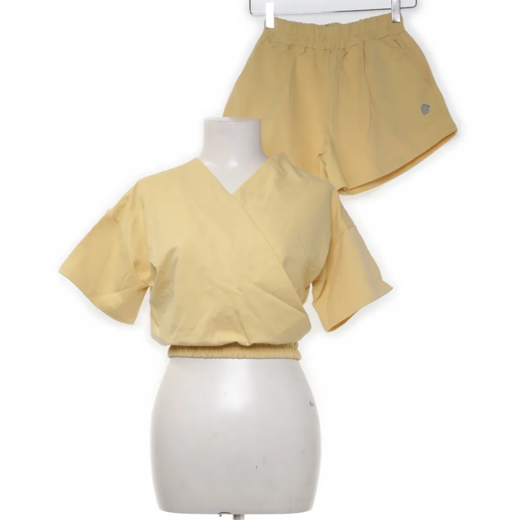 Image of Jog Berry Set (Preloved)