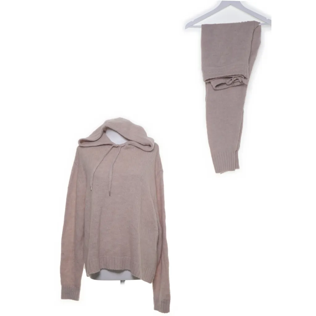 Image of H&M Loungewear (Preloved)