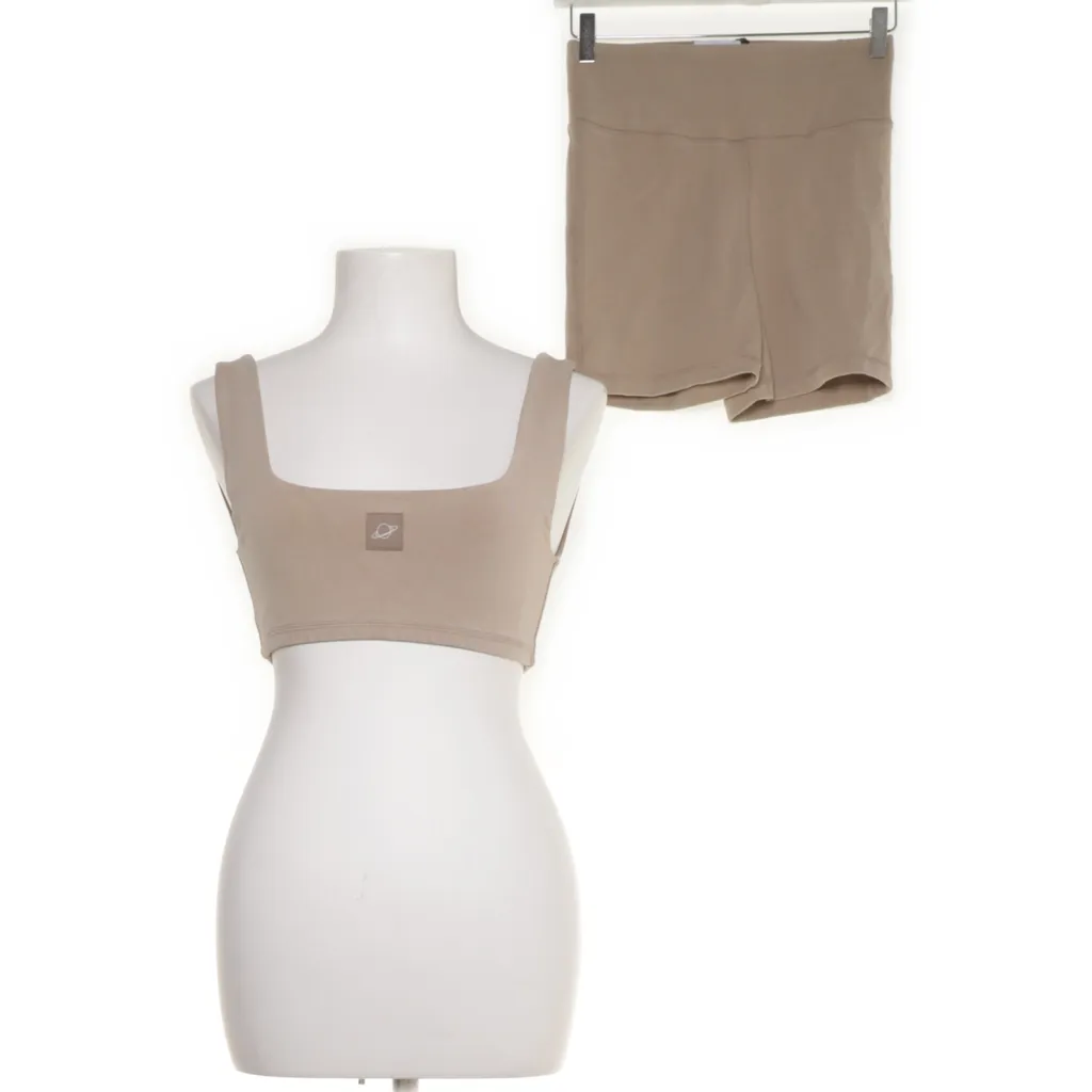 Image of Planet NUSA Trainingsset (Preloved)