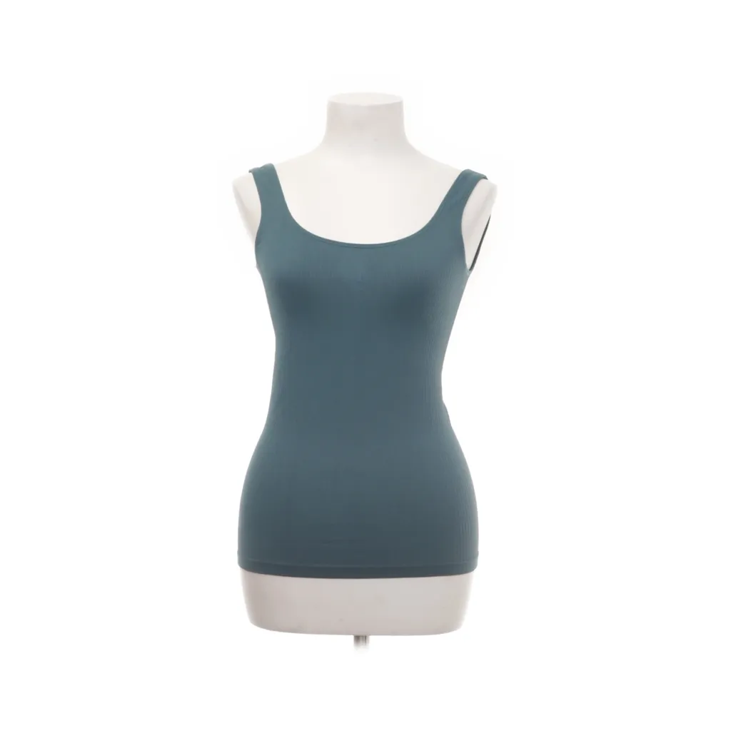 Image of Aim'n Sport tanktop (Preloved)