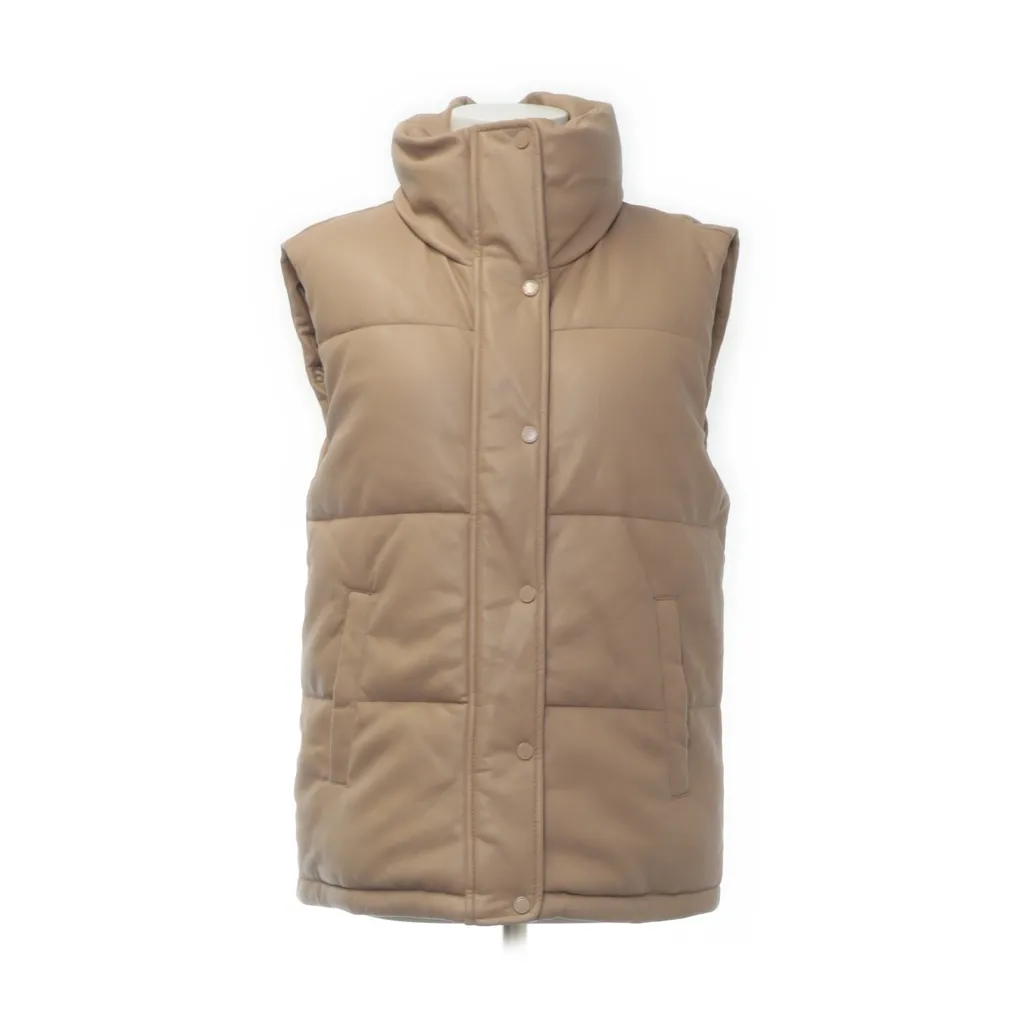 Image of Abercrombie & Fitch Outdoor vest (Preloved)