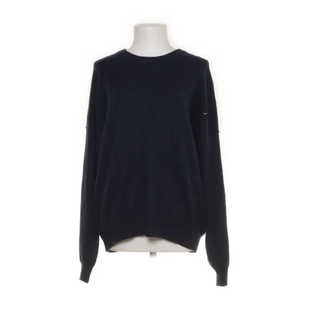 Image of Not Shy Trui (Preloved)