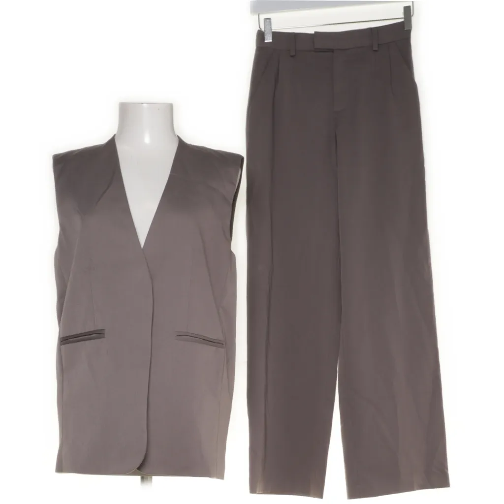 Image of Pull & Bear Black Label Collection Set (Preloved)