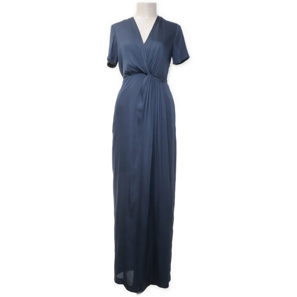 Image of H&M Modern Classic Avondjurk (Preloved)