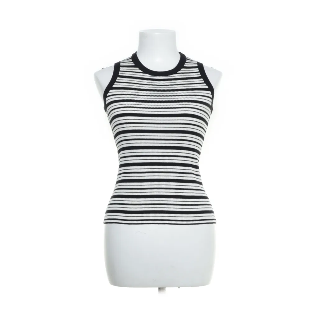 Image of Wakakuu Top (Preloved)