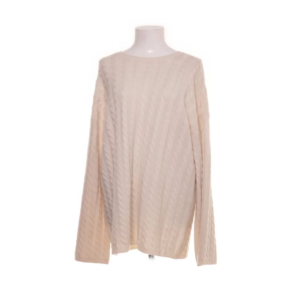 Image of Almada Trui (Preloved)