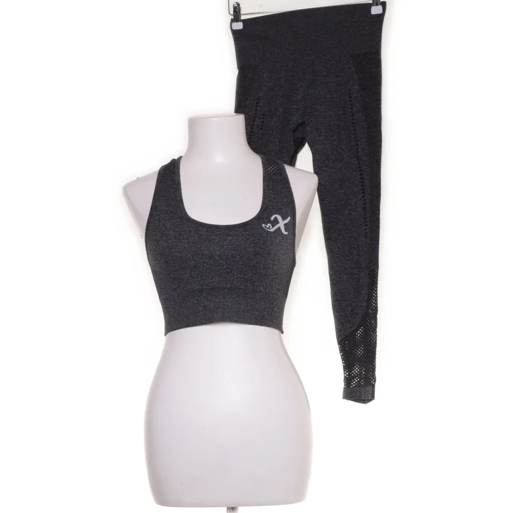 Image of Xshapes Trainingsset (Preloved)