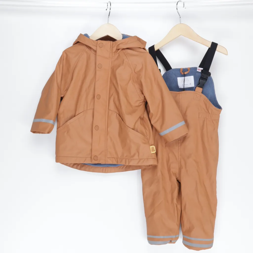 Image of Zara Regenkleding (Preloved)