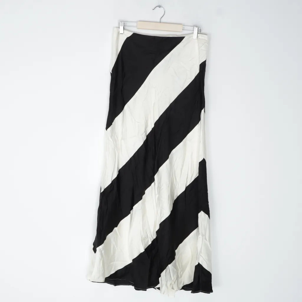 Image of Jillian Boustred Rok (Preloved)