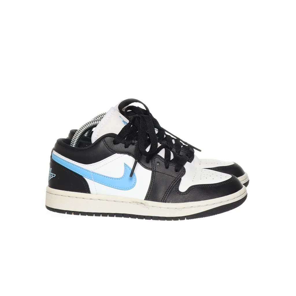 Nike Air Jordan - Sneaker - Größe: 36 - Schwarz