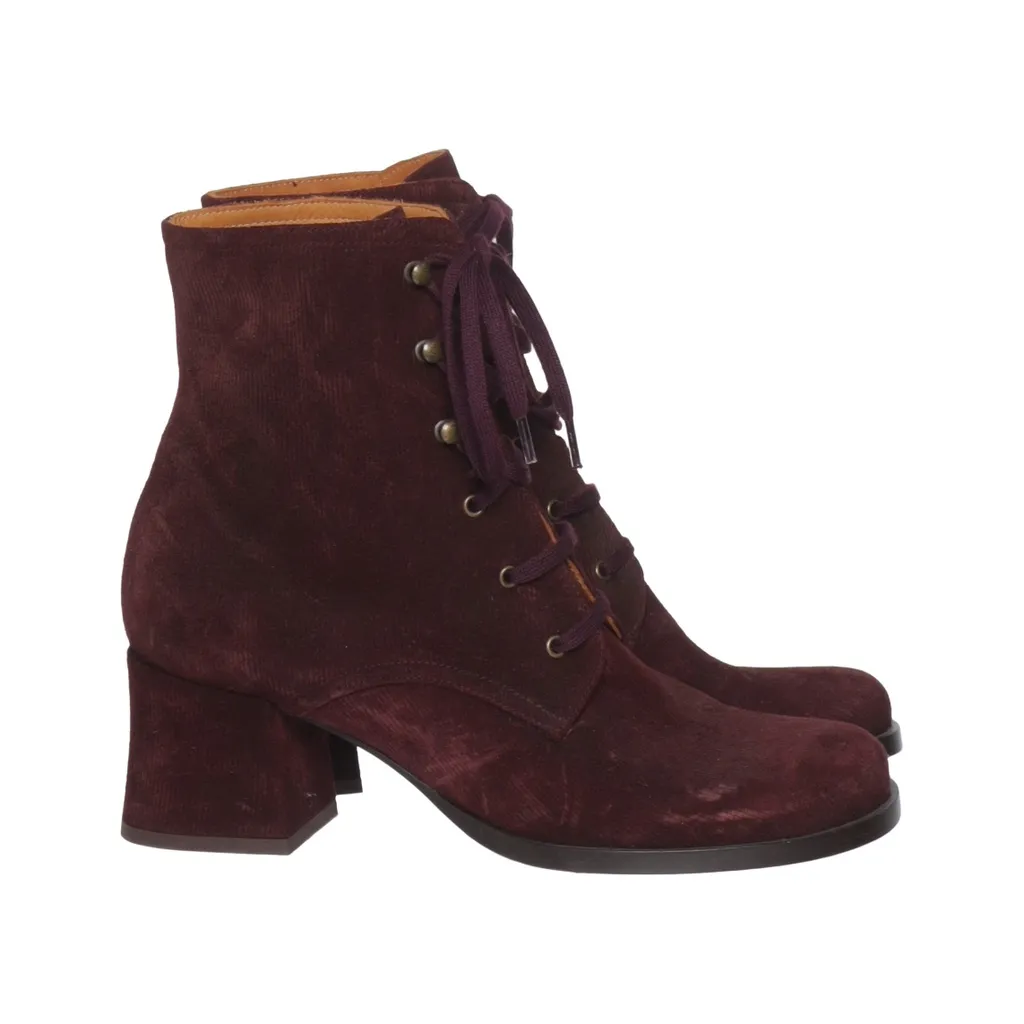 Image of Chie Mihara Laarzen met hak (Preloved)