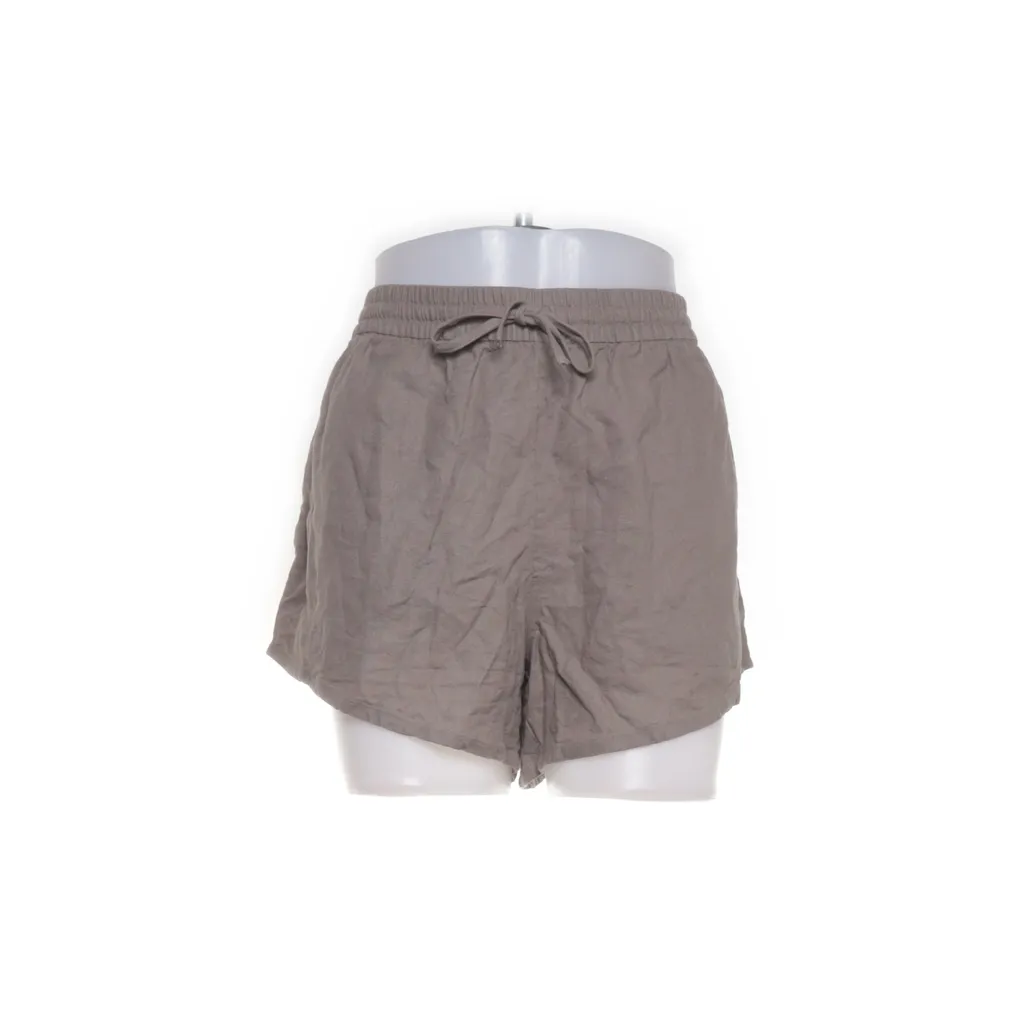 Weekday - Shorts - Damen - Größe: S - Braun