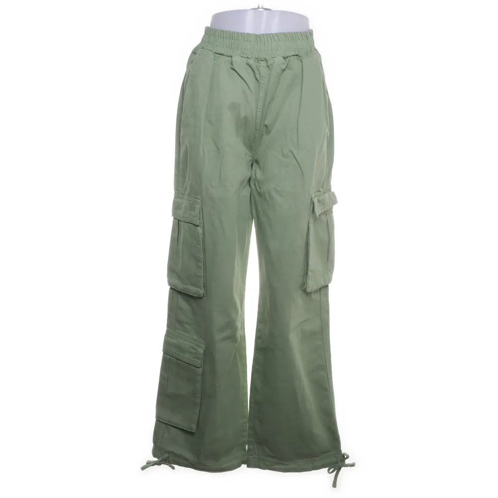PrettyLittleThing - Cargohose - Damen - Größe: 42 - Grün
