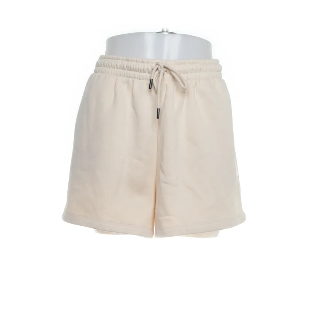 Casall - Shorts - Damen - Größe: M - Beige