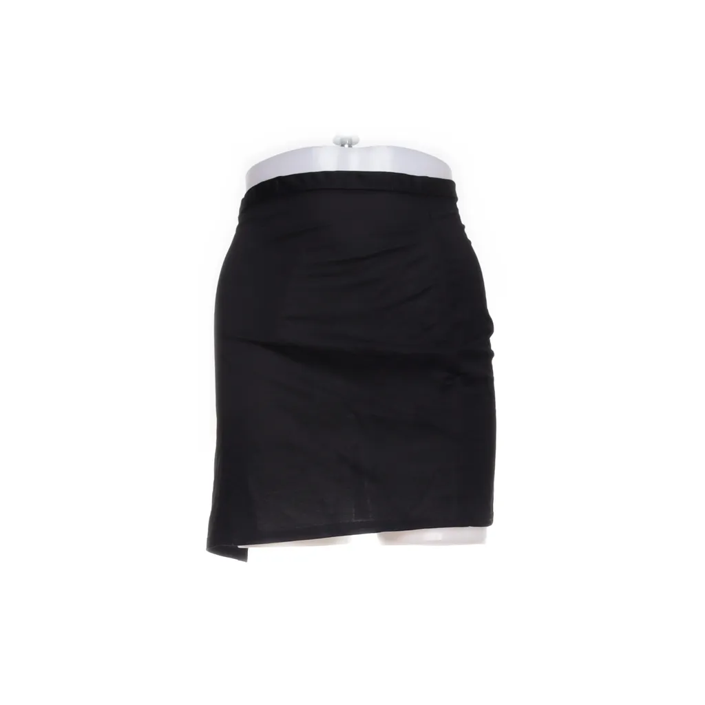PrettyLittleThing - Schürze - Damen - Schwarz