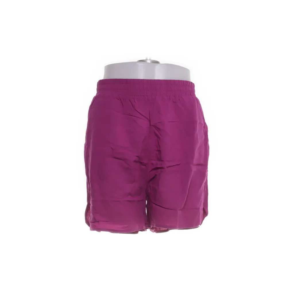 Vero Moda - Shorts - Damen - Größe: M - Lila