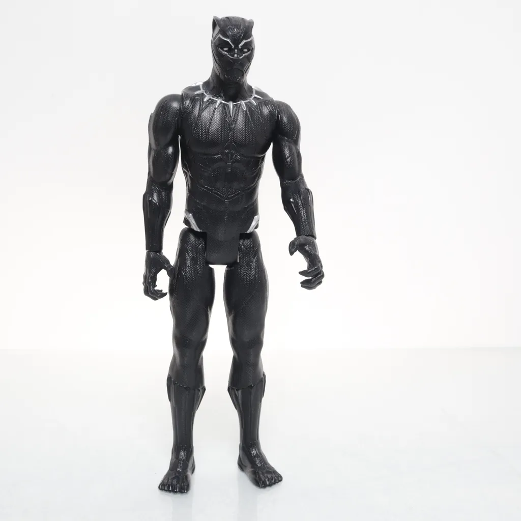 Hasbro - Actionfigur - Schwarz
