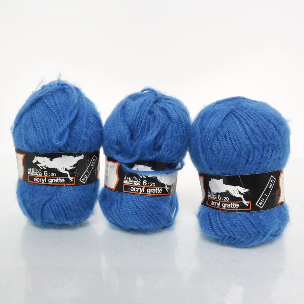 Åhléns - Garn - Blau